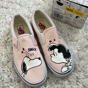 Vans Classic slip on limited edition Peanuts size 6.5 womens